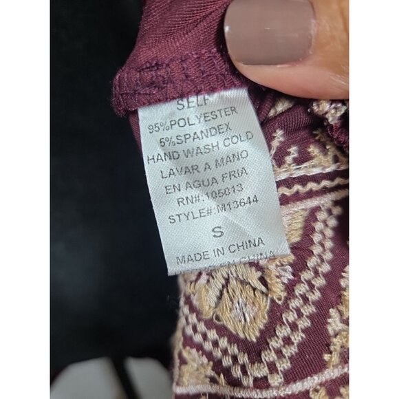 Andree by Unit Burgundy Crushed Velvet Embroidered Open Kimono Cardigan Small - Picture 3 of 5